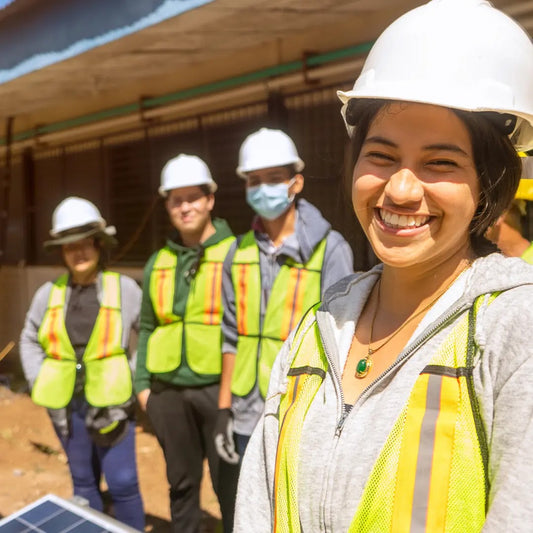 5 Essential Steps to Transition from an Engineering Student to a Professional Engineer